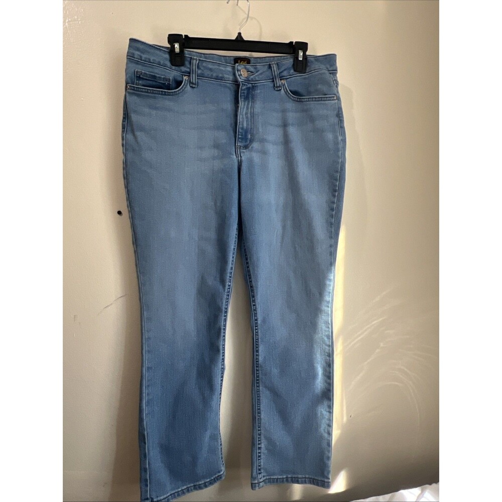 Lee Classic Fit Straight Leg Jeans Women's 14‎ Short Blue Medium Wash High Rise